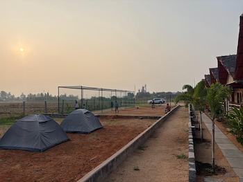 oshos organic resort hampi
