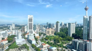 the robertson residences free gym and pool