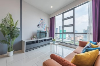 the robertson residences free gym and pool