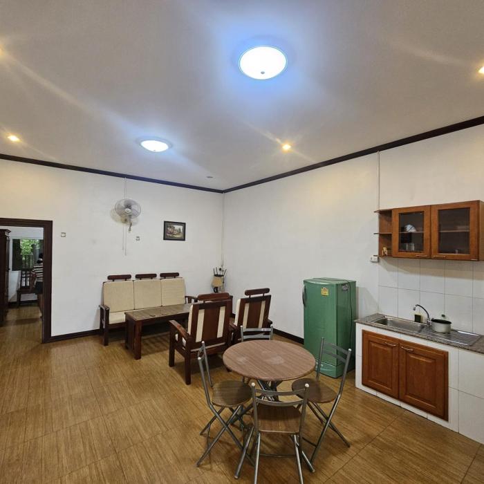 ali xayathit apartment and hotel
