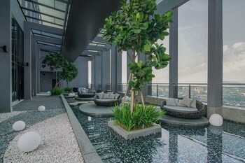 Expressionz Suites By Manhattan Group,,3 star
