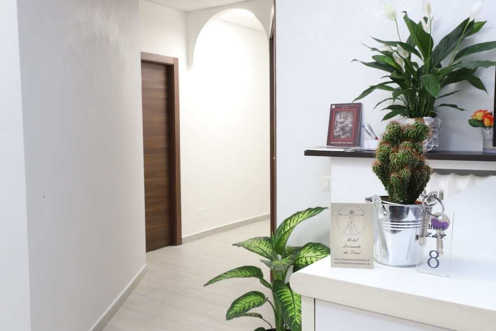 hotel leonardo da vinci