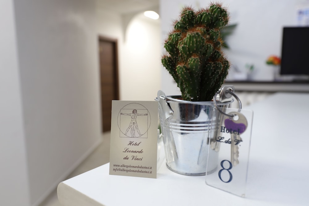hotel leonardo da vinci