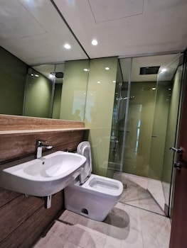staycation sky suites