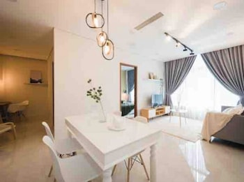 staycation sky suites