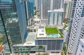 brickell floor 31 sea view free parking by palermo home