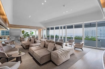 brickell floor 31 sea view free parking by palermo home
