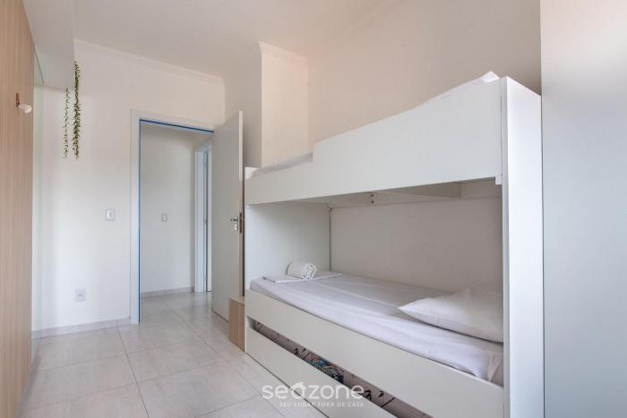 modern apt w barbecue 600m from the beach com305