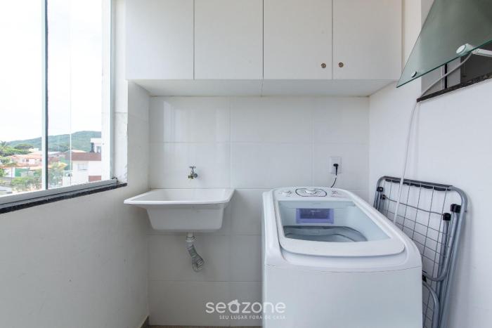 modern apt w barbecue 600m from the beach com305