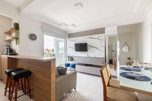 modern apt w barbecue 600m from the beach com305