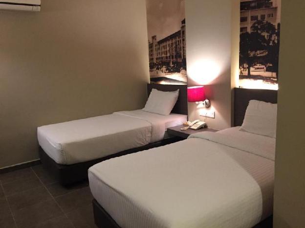 the grand jade hotel