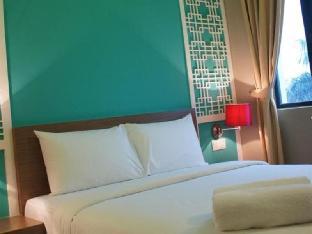 the grand jade hotel
