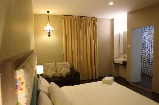the grand jade hotel