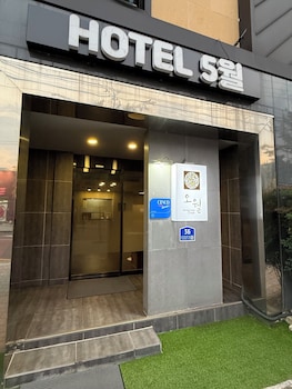 may hotel