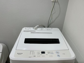 hw hills komagome 401