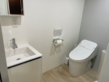 hw hills komagome 401