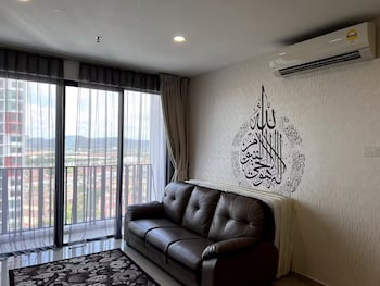 icity luxury condo by smarthome