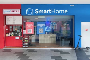 Icity Luxury Condo By Smarthome,,3 star