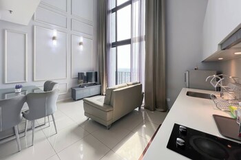 icity luxury condo by smarthome