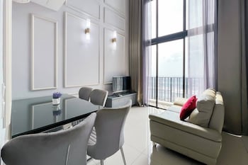 icity luxury condo by smarthome
