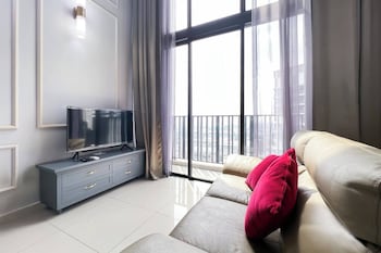 icity luxury condo by smarthome