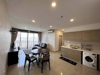 icity luxury condo by smarthome