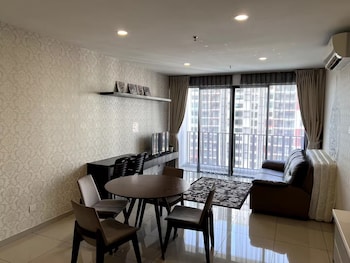 icity luxury condo by smarthome