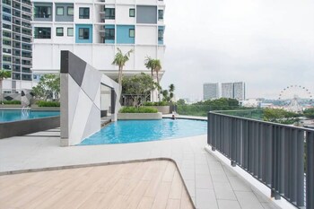 icity luxury condo by smarthome