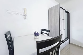 icity luxury condo by smarthome