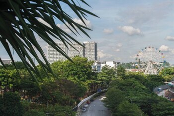 icity luxury condo by smarthome