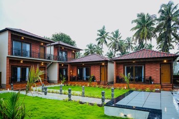 shivani sunset bay beach resort