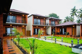 shivani sunset bay beach resort