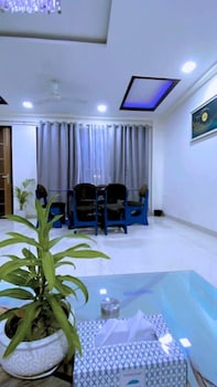 cassava stay