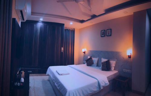 cassava stay