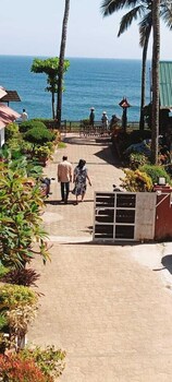 hillview beach resort