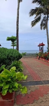 hillview beach resort