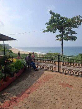 hillview beach resort