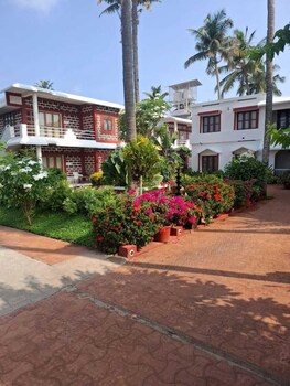 hillview beach resort