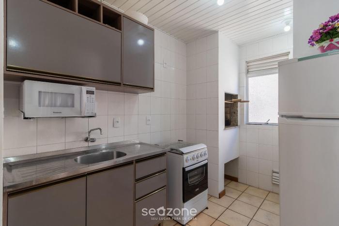 charming apt just 260m from the beach rrb0202