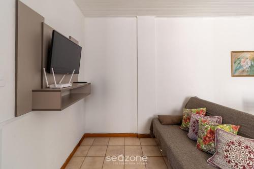 charming apt just 260m from the beach rrb0202