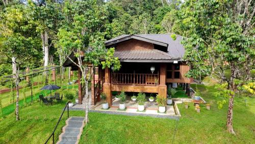 Charming Nature Kampung Home For Family Getaways,,2 star
