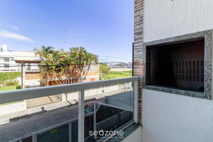 ap w bbq 2 bedrooms 900m from the beach rob203