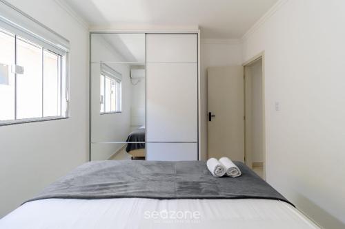 ap w bbq 2 bedrooms 900m from the beach rob203