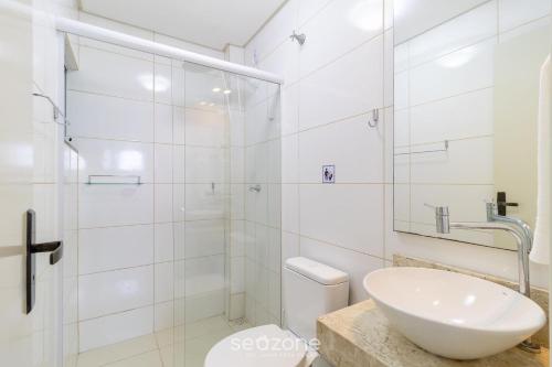 ap w bbq 2 bedrooms 900m from the beach rob203