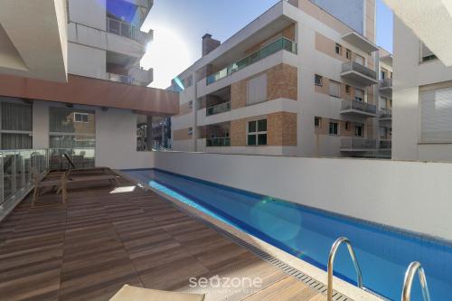 apt close to beach and floripa shopping eaz305