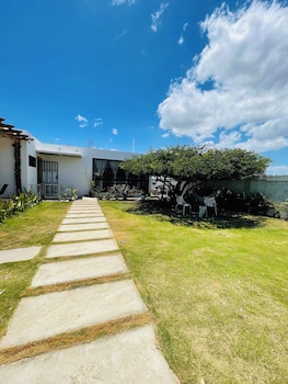 Villa Nola Montecristi,,3 star