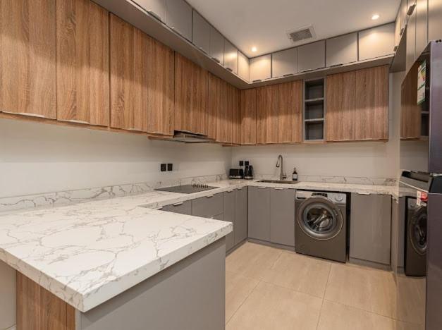 apartment luxurious and modern design in alnarjis