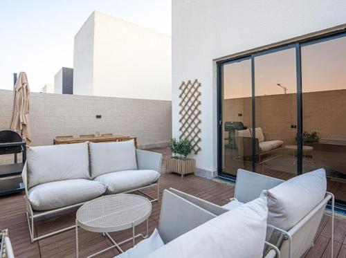apartment luxurious and modern design in alnarjis