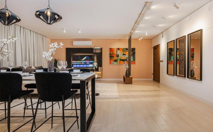 a spacious 2 br property with luxury details