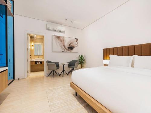 beautifully designed two bedroom apartment